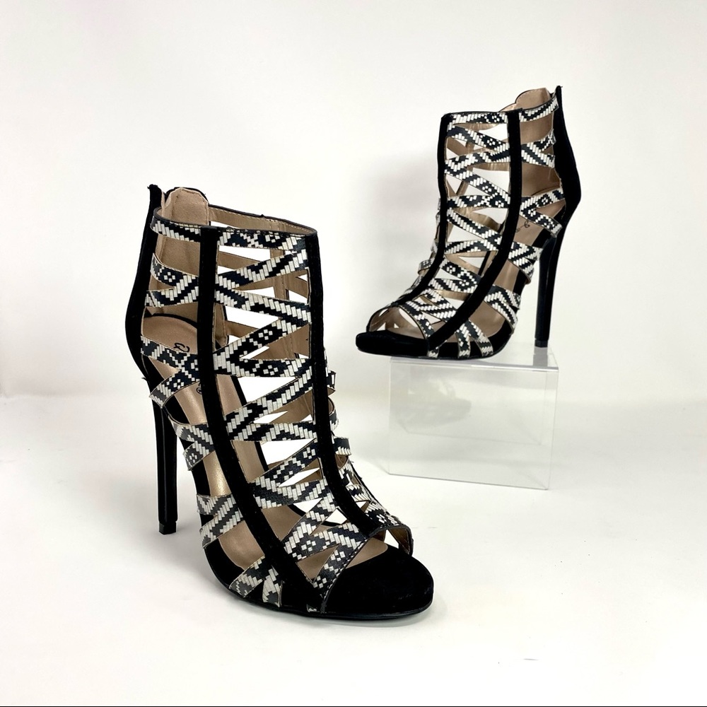 Miss Lola Qupid Zebra Black White Design 4” heels sexy cocktail stiletto